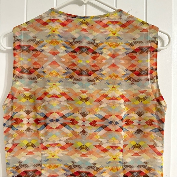 CAbi Multi-Color Abstract Pattern Sleeveless Tunic Blouse - Picture 6 of 7